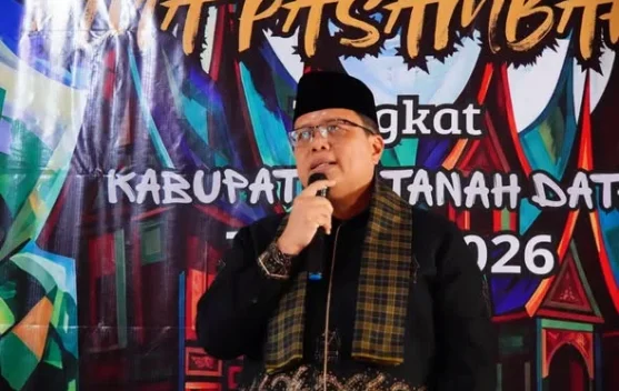Wabup Ahmad Fadly Buka Lomba Pidato Adat Minangkabau
