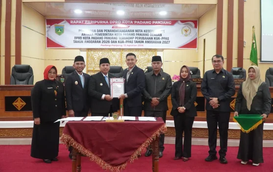 Pemko dan DPRD Padang Panjang Teken Perubahan KUA-PPAS 2026 dan 2027