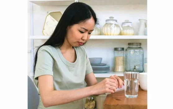 Manfaat Minum Air Garam Setiap Pagi, Benarkah Baik untuk Kesehatan?