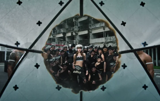 Rekor Baru, MV Lisa BLACKPINK "SaWaDiKa" Tembus 100 Juta Views YouTube dalam 2 Hari
