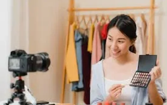 Konten yang Jualan Tanpa Terlihat Jualan