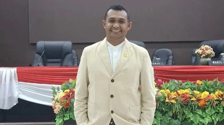 Ada Desa di Werinama Belum Tersentuh Listrik, Rudi Minta Perhatian PLN Maluku-Malut