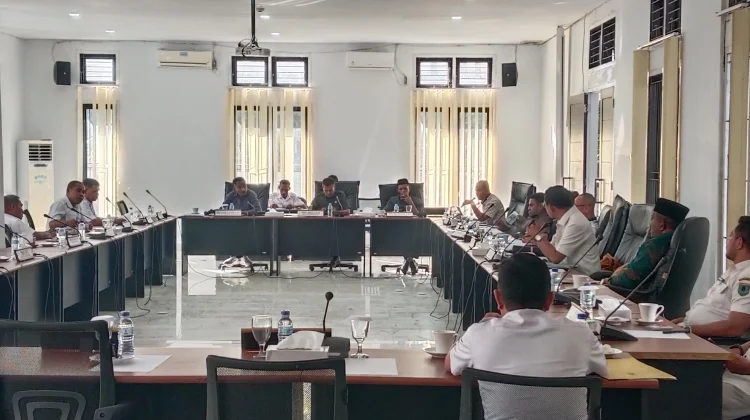 Legislator Kritik Kinerja OPD Pemkab SBT, Desak Evaluasi Program Pembangunan
