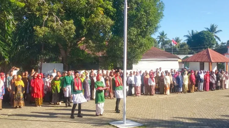 Bertemakan "Ayah Wajib Hadir", Pemkab SBT Peringati Harganas ke-33