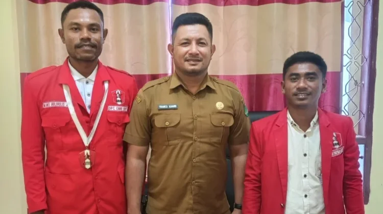 GMNI Temui Kadis PMD SBT, Bawa Aspirasi Warga Soal Keterlambatan Pencairan DD-ADD