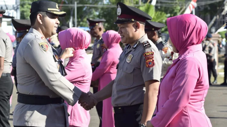Sebanyak 33 Anggota Polri di SBT Naik Pangkat jelang HUT Bhayangkara ke-80