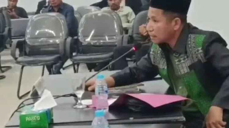 Dewan Minta Dikbudpora SBT Maksimalkan Usulan Program Revitalisasi Sekolah