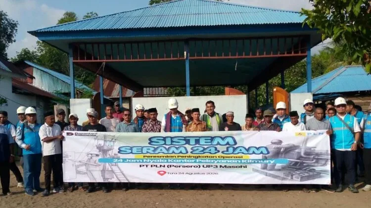 Listrik di Kilmury SBT Kini Nyala 24 Jam, Warga Antusias Menyambutnya