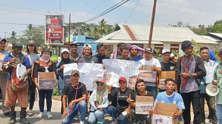 Flobamora SBT Galang Dana untuk Korban Gempa NTT, Warga Kota Bula Ikut Berdonasi