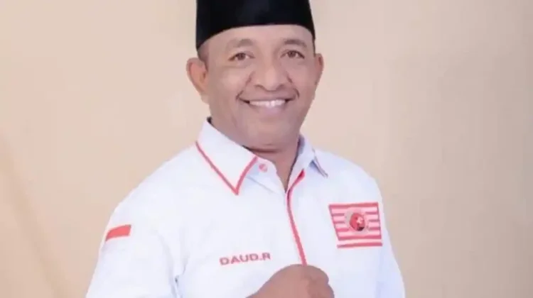 Daud Rumakabis Soroti Pelayanan Publik, Upah Pekerja hingga Rangkap Jabatan di SBT