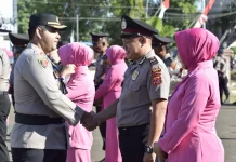 Sebanyak 33 Anggota Polri di SBT Naik Pangkat jelang HUT Bhayangkara ke-80