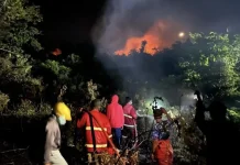 Karhutla di Bula Belum Teratasi, Damkar SBT Berjuang dengan Peralatan Seadanya