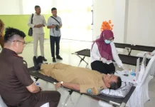 Harla Kejaksaan Ke-81, Bupat SBT Ikut Aksi Donor Darah