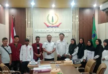 Bupati SBT Janji Tambah Ambulans RSUD Bula usai Didemo IMM-LMND