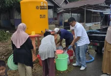 KKSS SBT Salurkan Bantuan Air Bersih untuk Warga Terdampak Kekeringan di Bula