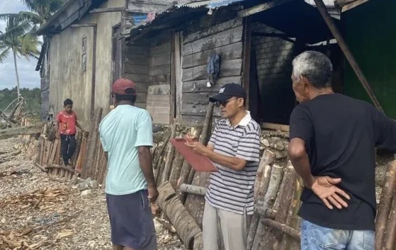 BPBD SBT: Rumah Rusak akibat Gelombang Tinggi di Desa Aruan Gaur 2 Unit