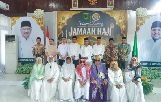 Pemkab SBT Sambut Kepulangan Jemaah Haji, Harap Jadi Teladan di Masyarakat