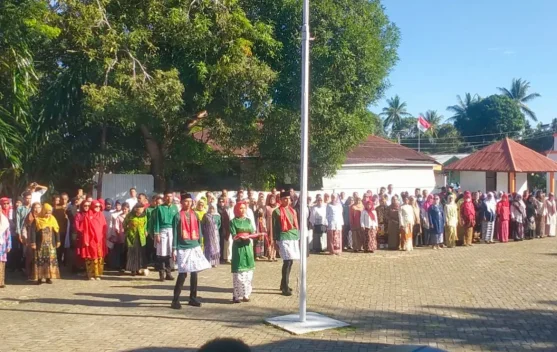 Bertemakan "Ayah Wajib Hadir", Pemkab SBT Peringati Harganas ke-33