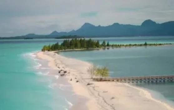 Tingkatkan PAD, DPRD SBT Dorong Pengembangan Wisata Tanusan Geser