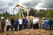 Deputi Geostrategi Dewan Pertahanan Nasional Tinjau Potensi Energi di SBT