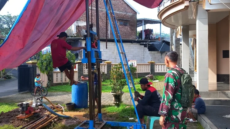Kodim 0617 Majalengka Bangun Lima Sumur Bor, Solusi Air Bersih Desa