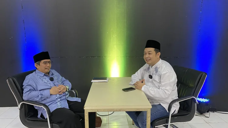 Kiai Idham Teruskan Estafet Dakwah di RRI
