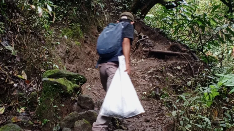 Selama Ramadan, Pendakian Gunung Ciremai Ditutup Sebulan