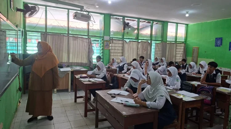 KBM dan Pesantren Kilat SMPN 4 Kota Cirebon Berjalan Lancar di Awal Ramadan