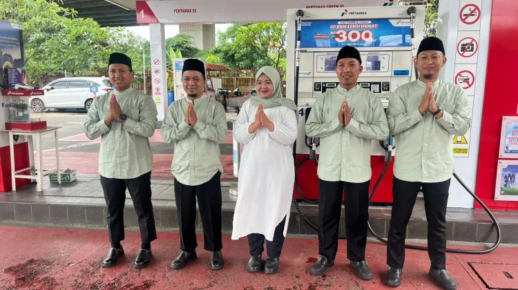 Pertamina Patra Niaga Bagikan Takjil Gratis di Sejumlah SPBU