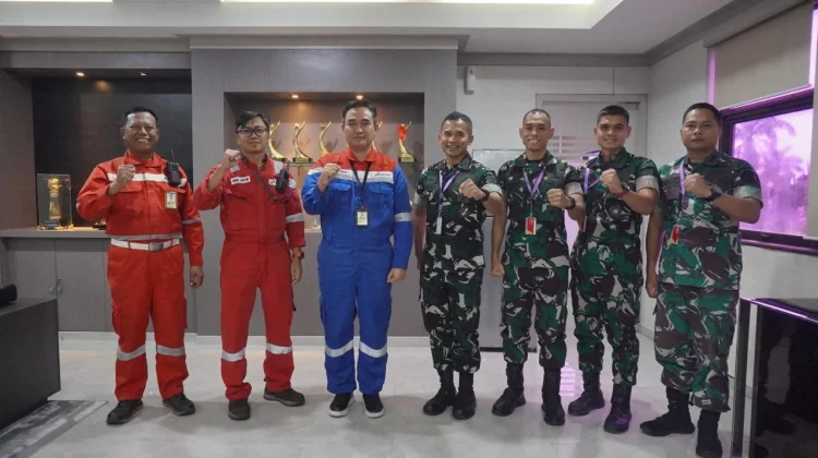 Kunjungi Kilang Balongan, Brigif 34/Cakra Buana dan Yonif 889/GW Siap Jaga Obvitnas