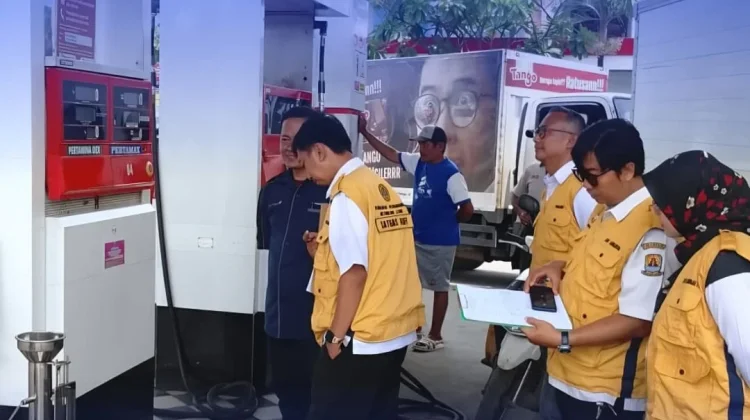 Disperdagin Cirebon Lakukan Pengawasan Metrologi Legal di SPBU & SPBE