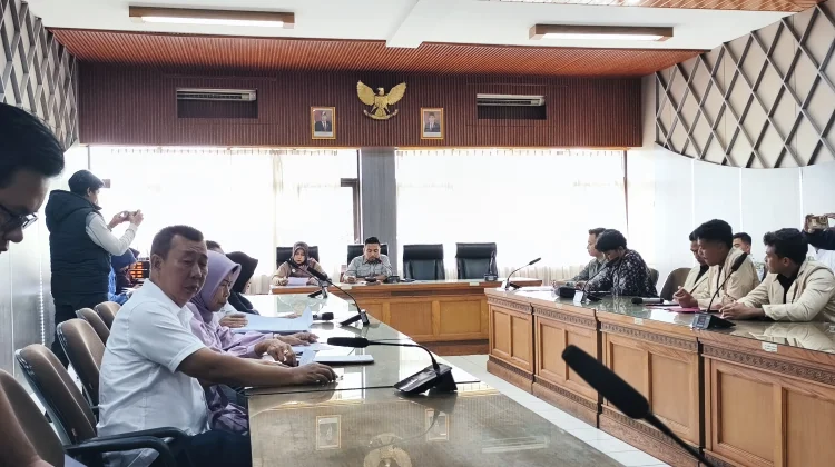 Mahasiswa Audiensi, DPRD Bahas BUMD Air Minum
