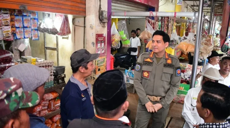 Harga Kebutuhan Pokok saat Ramadan di Indramayu Stabil