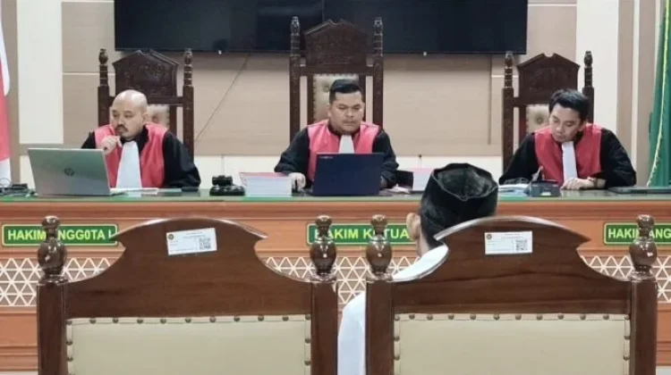 Sidang Perdana Dua Terdakwa Pembunuhan Satu Keluarga di Indramayu Digelar