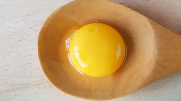 Kuning Telur Bukan Lagi Penyebab Kolesterol Tinggi