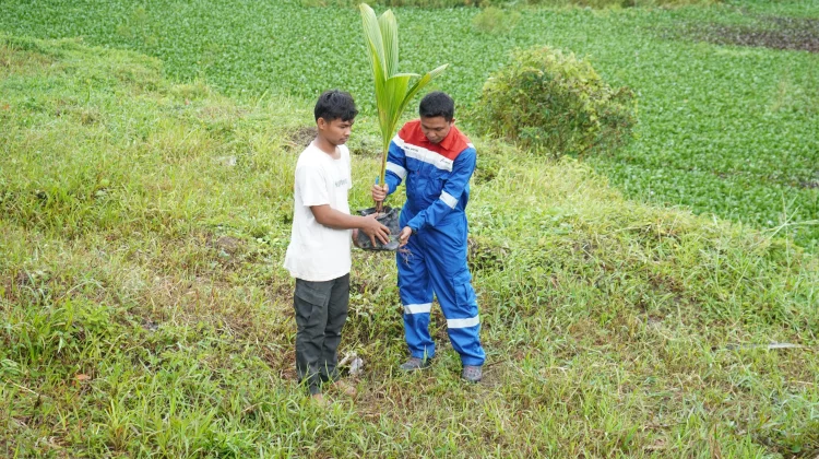TJSL Pertamina Patra Niaga Ubah Lahan Bekas Galian Jadi Produktif