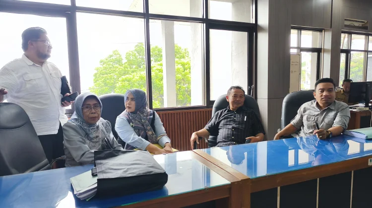 DPRD Kuningan Tinjau Kinerja Keuangan PDAM
