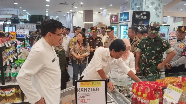 Pantau Pasar hingga SPBU, Pemkot Cirebon Pastikan Stok Aman