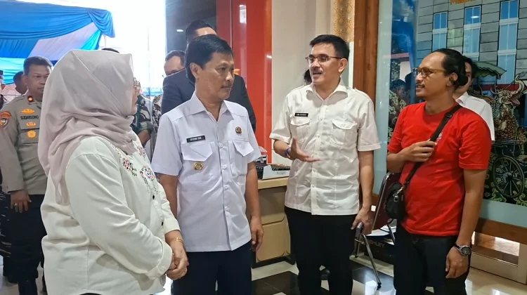 Promosi Digital Jadi Strategi UMKM di Scene Market Dekranasda Cirebon