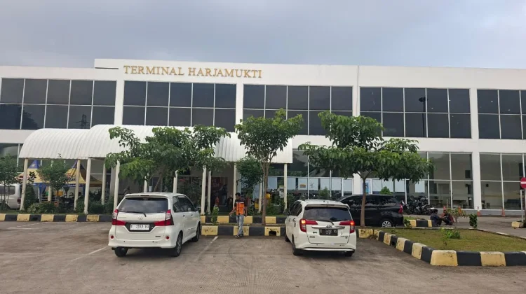 Terminal Harjamukti Cirebon Siapkan Armada Cadangan Mudik 2026