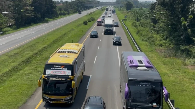 H-6 Lebaran 2026: Arus Lalu Lintas di Tol Palikanci Terpantau Ramai Lancar