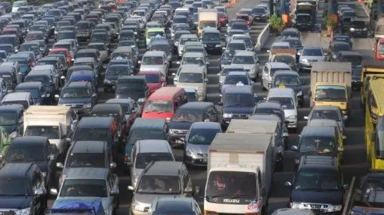 Bahaya Menahan Buang Air saat Perjalanan Mudik Lebaran