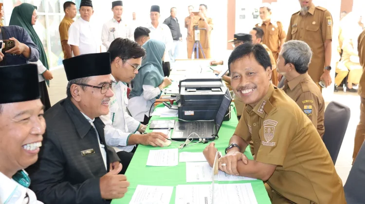 Wali Kota Cirebon Resmikan Layanan Pembayaran Zakat Terpadu 2026 Bersama BAZNAS