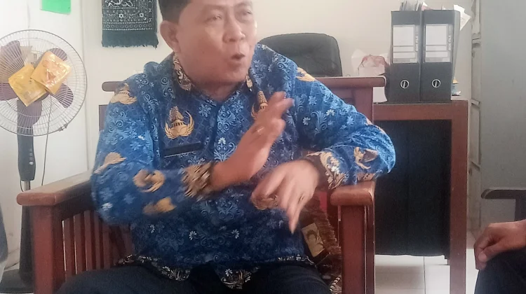 Surat  Resmi Permintaan THR Berlogo Pemda Indramayu Jadi Sorotan