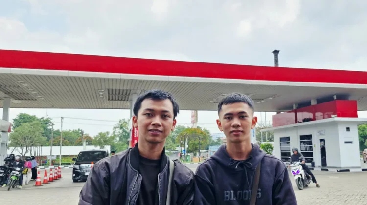 Perjalanan Bekasi–Purbalingga, Pemudik Motor Singgah di Cirebon