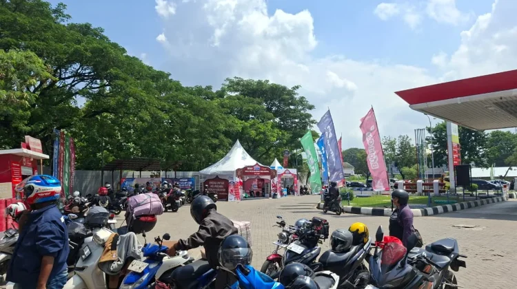 Pantauan Arus Mudik H-3 Lebaran SPBU Sunyaragi Cirebon Sediakan Posko Mudik