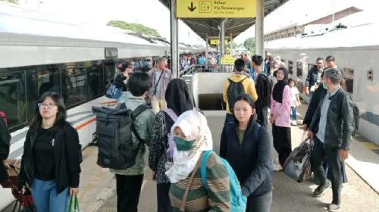 KAI Daop 3 Cirebon Layani 189 Ribu Penumpang Selama Mudik 2026