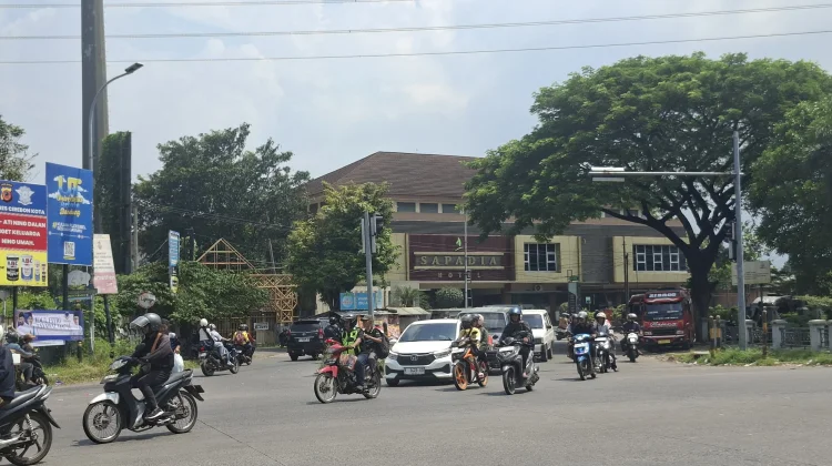 Arus Balik H+2, Ruas Jalan Utama Kota Cirebon Terpantau Ramai Lancar