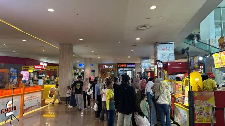 Libur H+4 Lebaran, Mal di Kota Cirebon Masih Diserbu Pengunjung