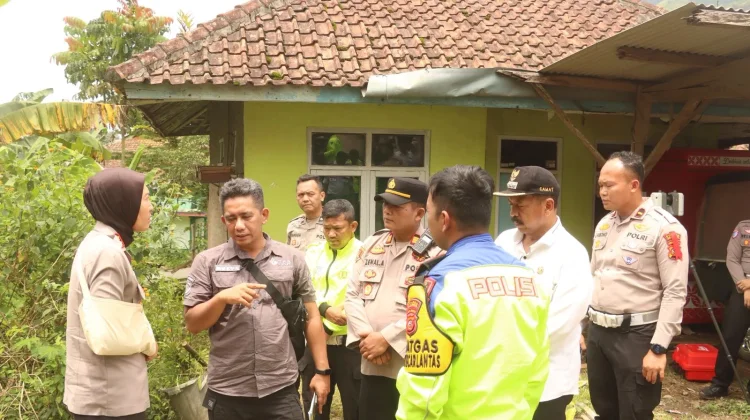 Kapolres Majalengka dan Tim TAA Selidiki Tragedi Elf di tengah Kabut